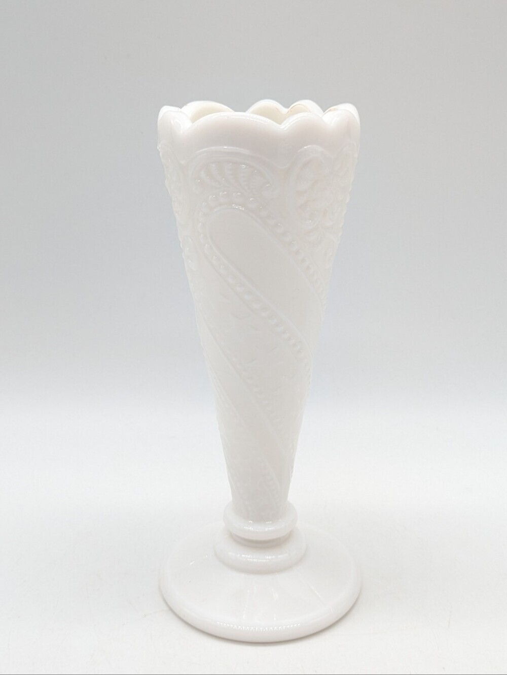 Vintage LE Smith Beads & Stars Milk Glass Bud Vase